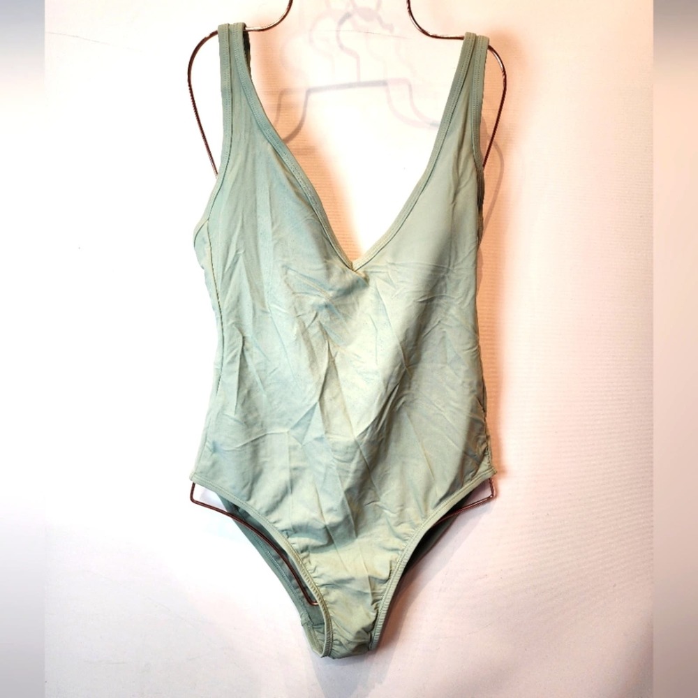 Kona Sol Sage One Piece Swimsuit Supportive Avacado Bathing Suit TT Size M‎